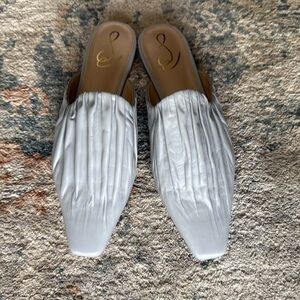 NWOT Sam Edelman Grey Leather Mules